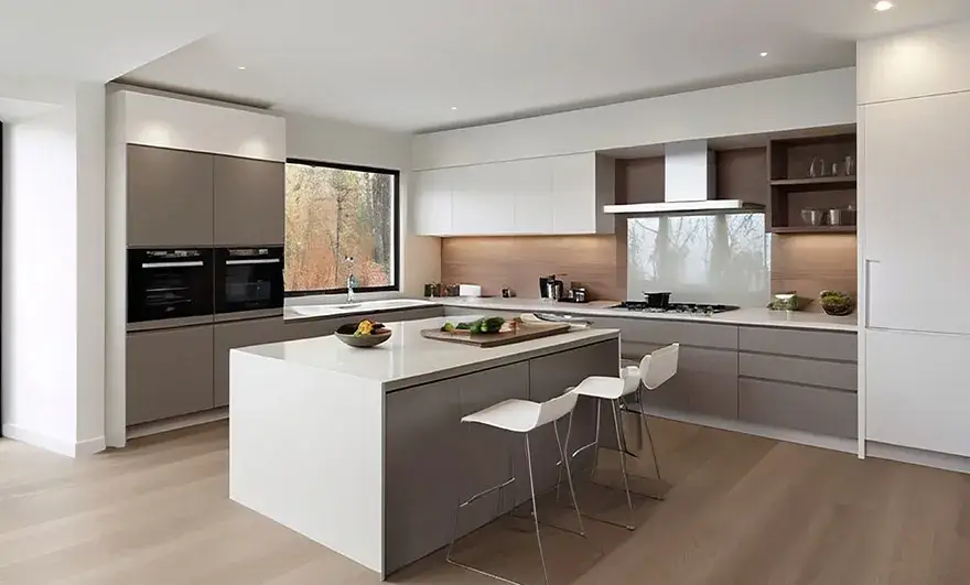 L-shaped modular kitchen design in a modern kitchen interior, combining sleek finishes and contemporary features for a stylish and highly functional cooking space.