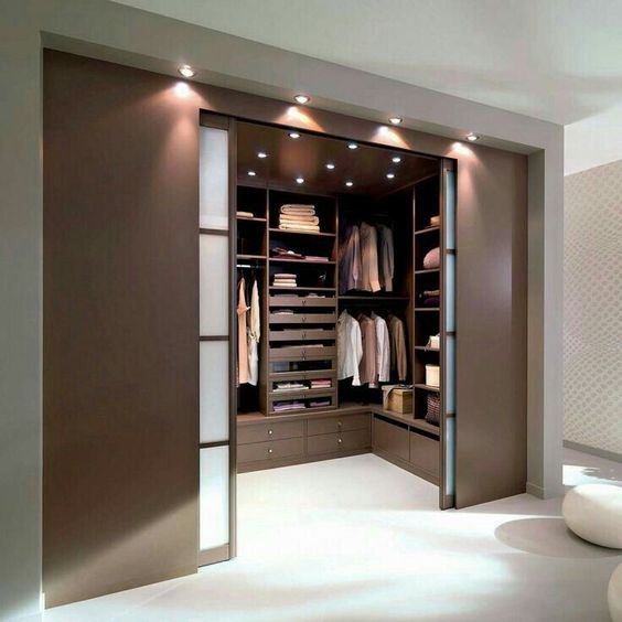 Partitioned wall Wardrobes
